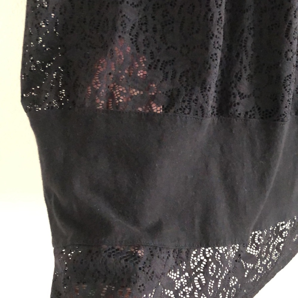 H&M Black Lace Cut Out T-SHIRT - Picture 2 of 3
